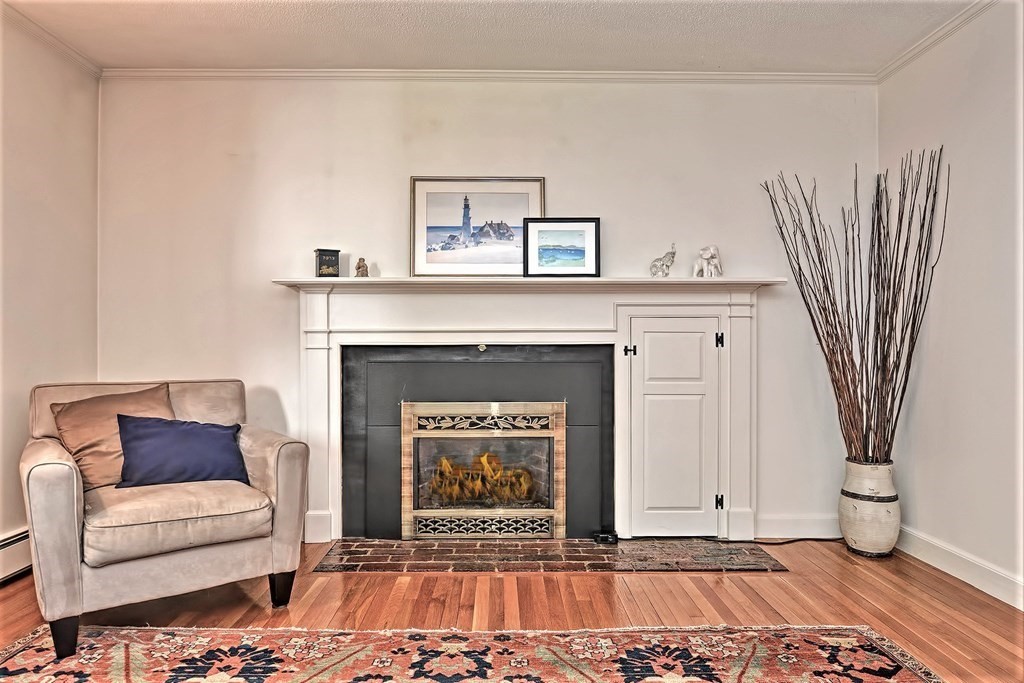 28 Alexandra Road Lynnfield, MA 01940 - Photo 3 of 42