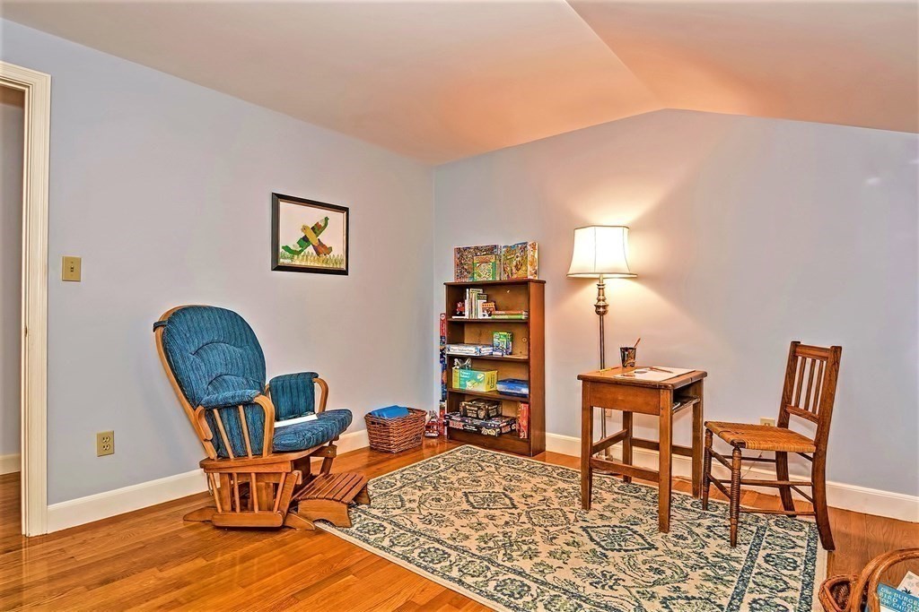 28 Alexandra Road Lynnfield, MA 01940 - Photo 33 of 42