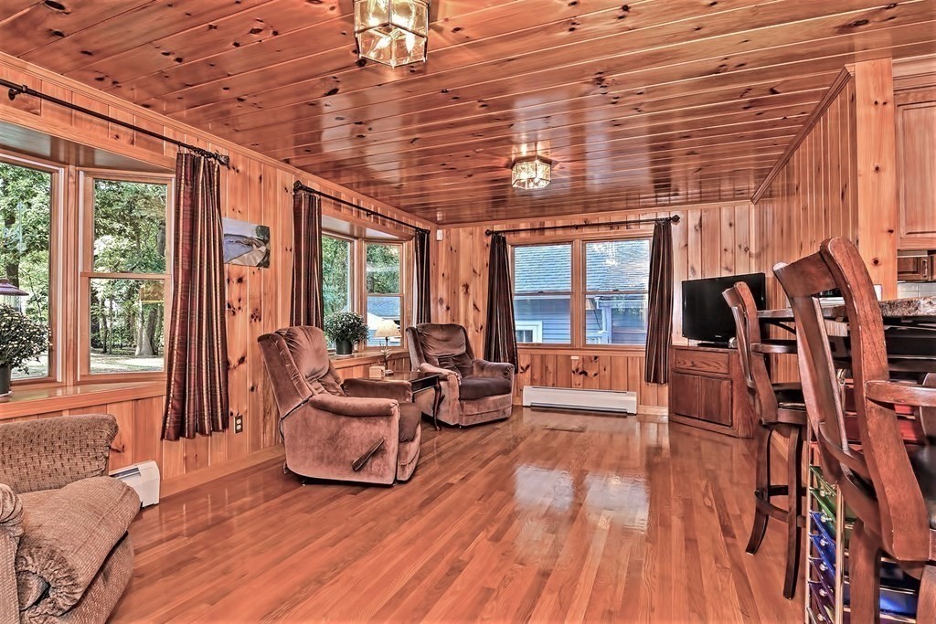 28 Alexandra Road Lynnfield, MA 01940 - Photo 7 of 42