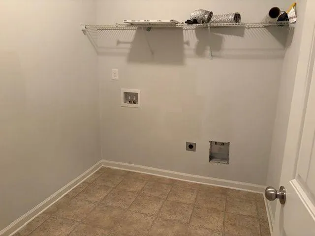 a view of entryway and hall