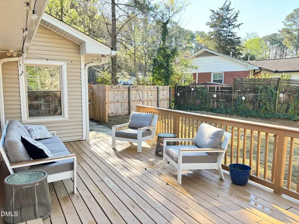 $495,000 | 817 Chatham Lane, Raleigh, NC 27610