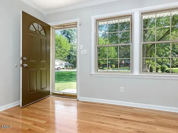 $495,000 | 817 Chatham Lane, Raleigh, NC 27610