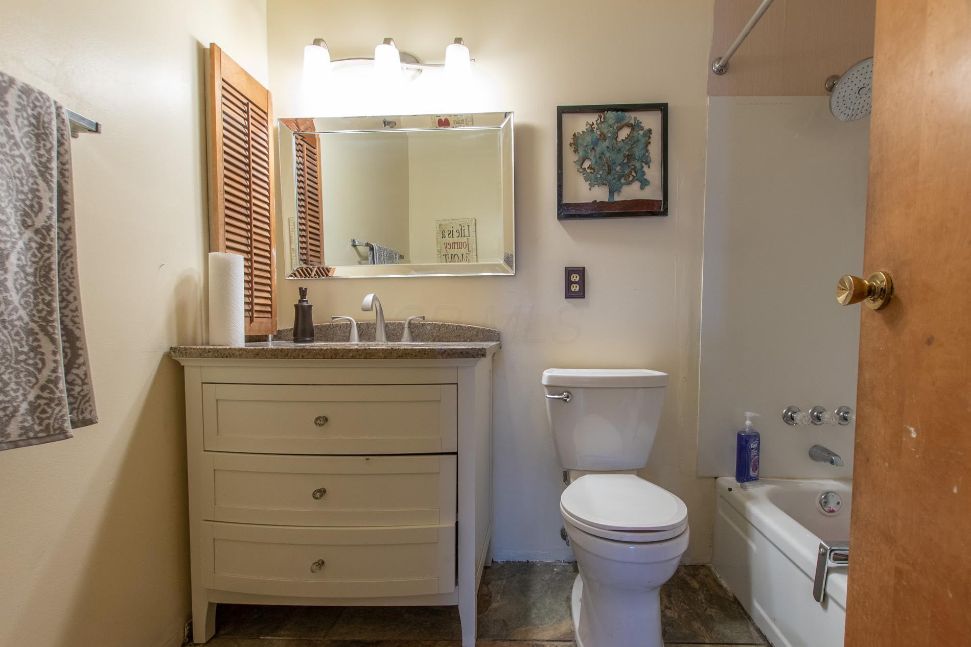 1461 Demorest Road Columbus, OH 43228 - Photo 20 of 33 Gallery Image 20