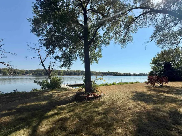 $335,000 | 1971 S Shore, Beloit, WI 53511