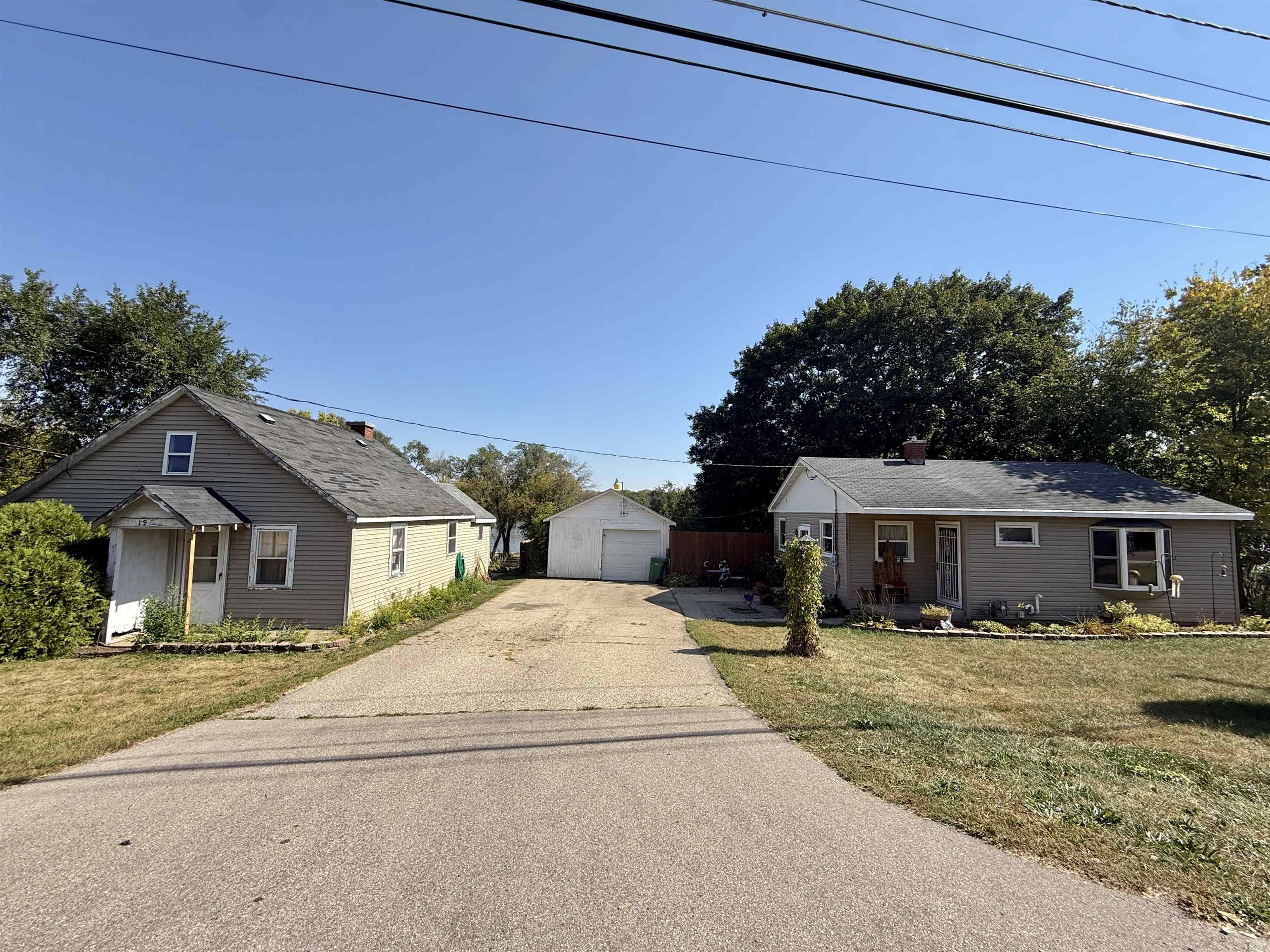 1971 S Shore Beloit, WI 53511 - Photo 28 of 34