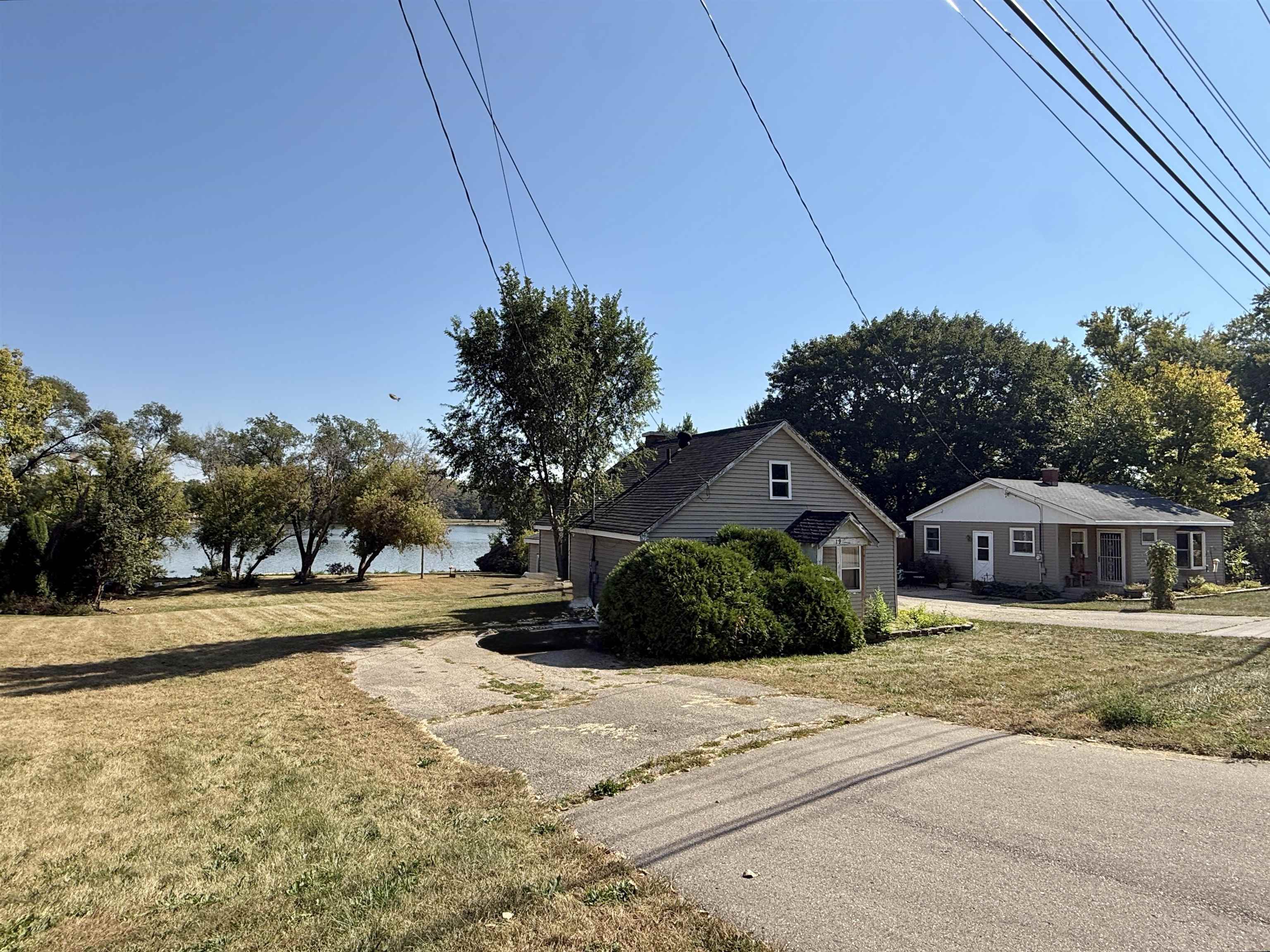 1971 S Shore Beloit, WI 53511 - Photo 29 of 34