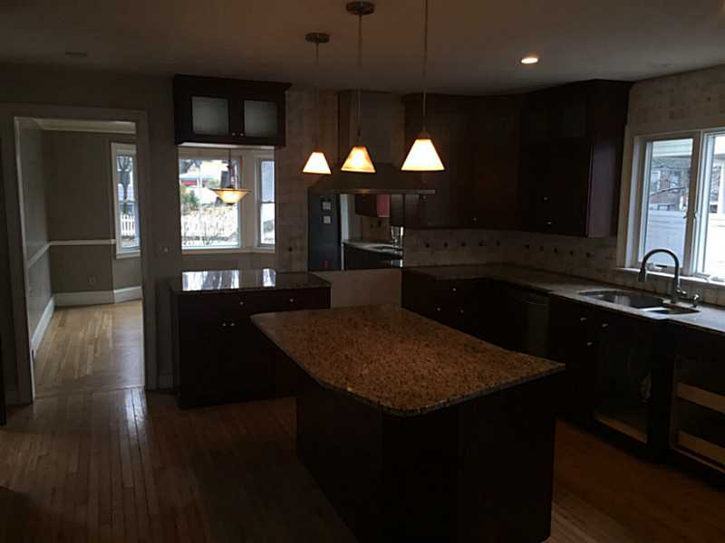 186 Rochambeau Avenue Providence, RI 02906 - Photo 4 of 10 Kitchen.