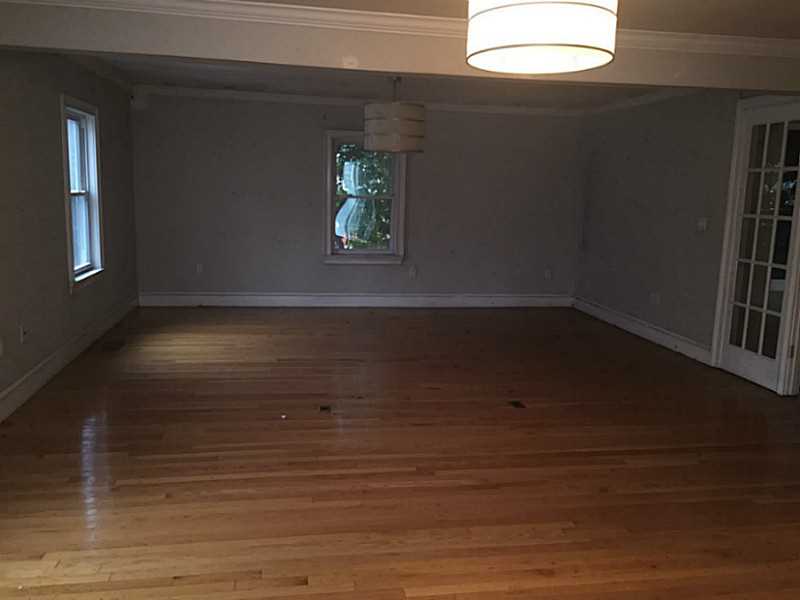 186 Rochambeau Avenue Providence, RI 02906 - Photo 10 of 10 Den/Family/Great Room.