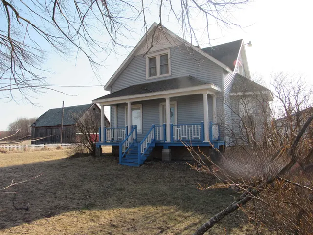 $189,900 | N5728 County Road 346, Wallace, MI 49893