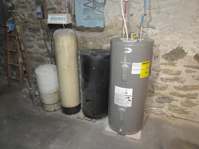 $189,900 | N5728 County Road 346, Wallace, MI 49893