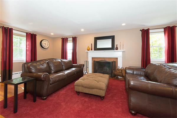 36 Browning Road Arlington, MA 02476 - Photo 5 of 28 Gallery Image 5