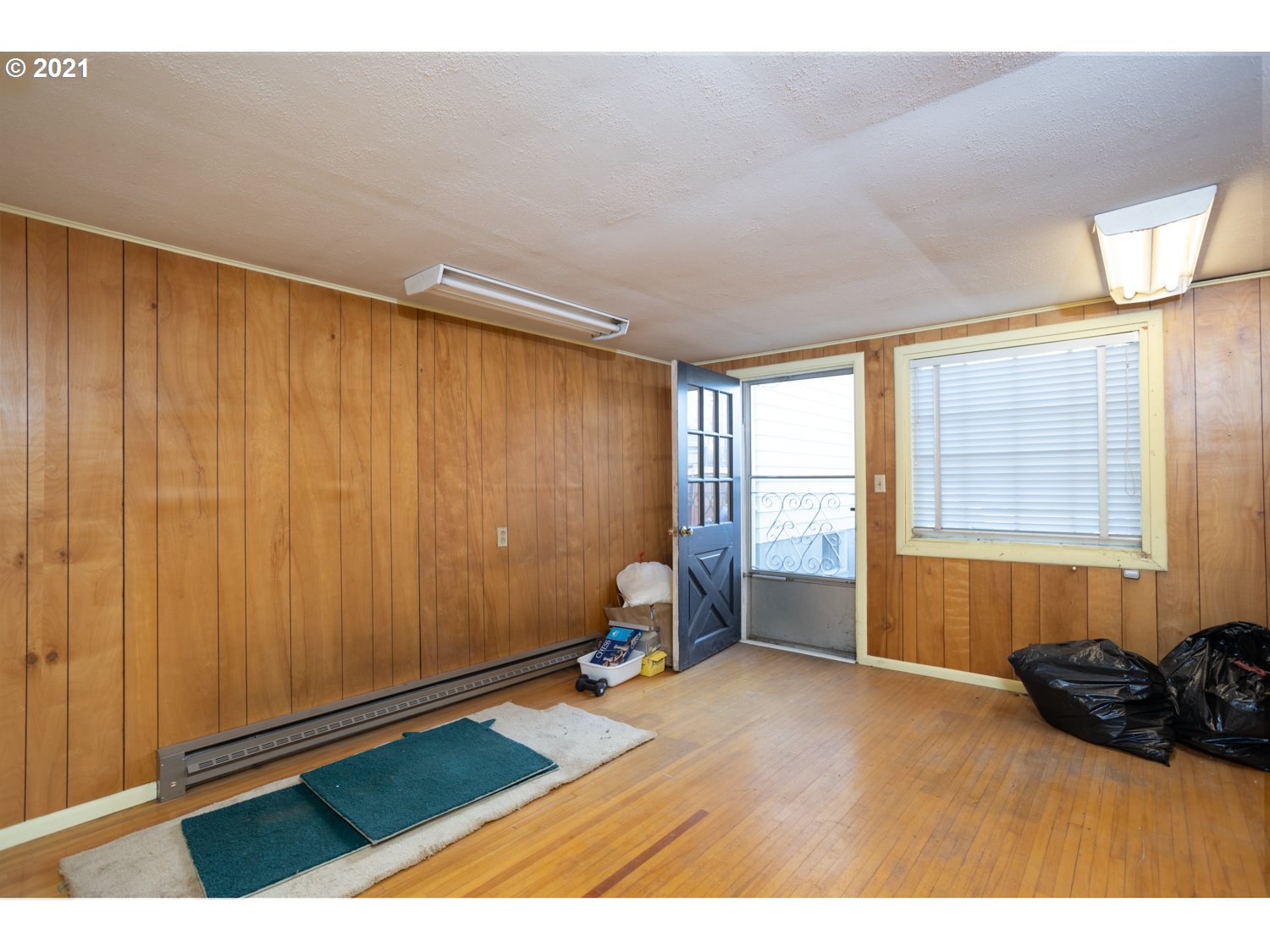 1717 Washington Street Eugene, OR 97401 - Photo 28 of 32