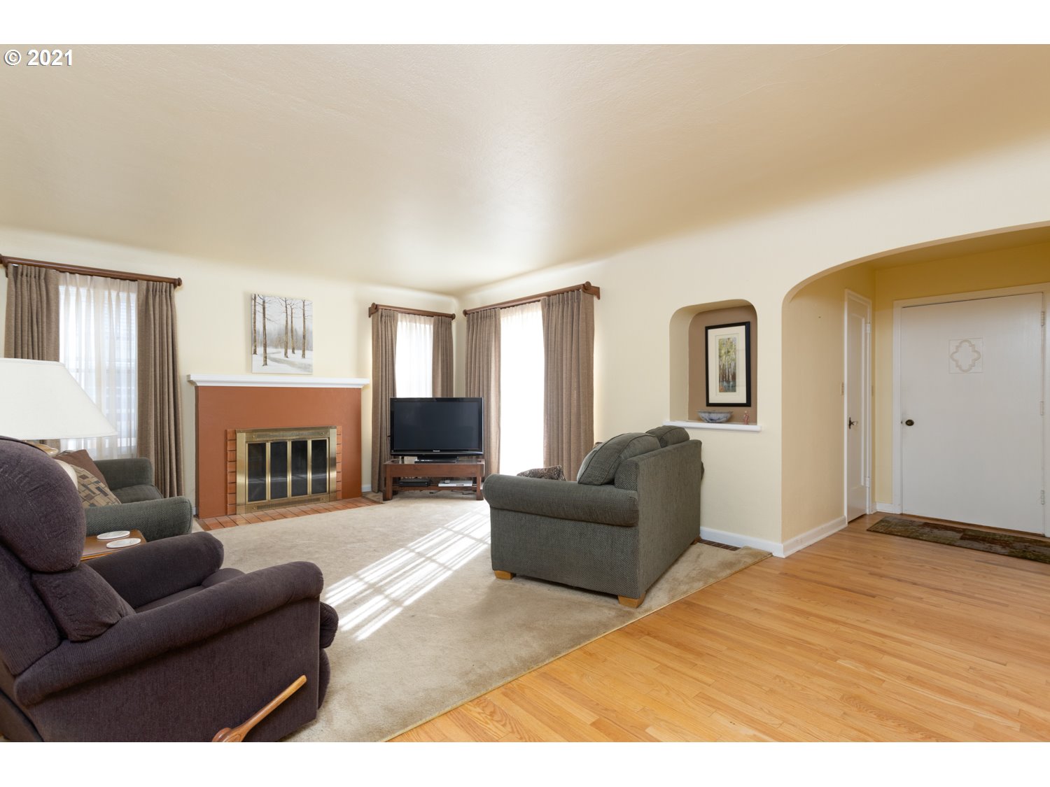 1717 Washington Street Eugene, OR 97401 - Photo 4 of 32