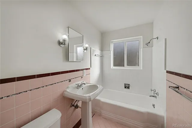 $1,795 | 1455 Jasmine Street, Unit 1, Denver, CO 80220