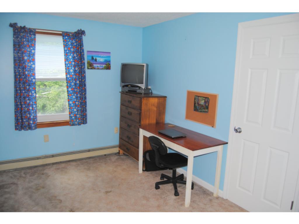 34 Flower Drive Rochester, NH 03867 - Photo 14 of 36