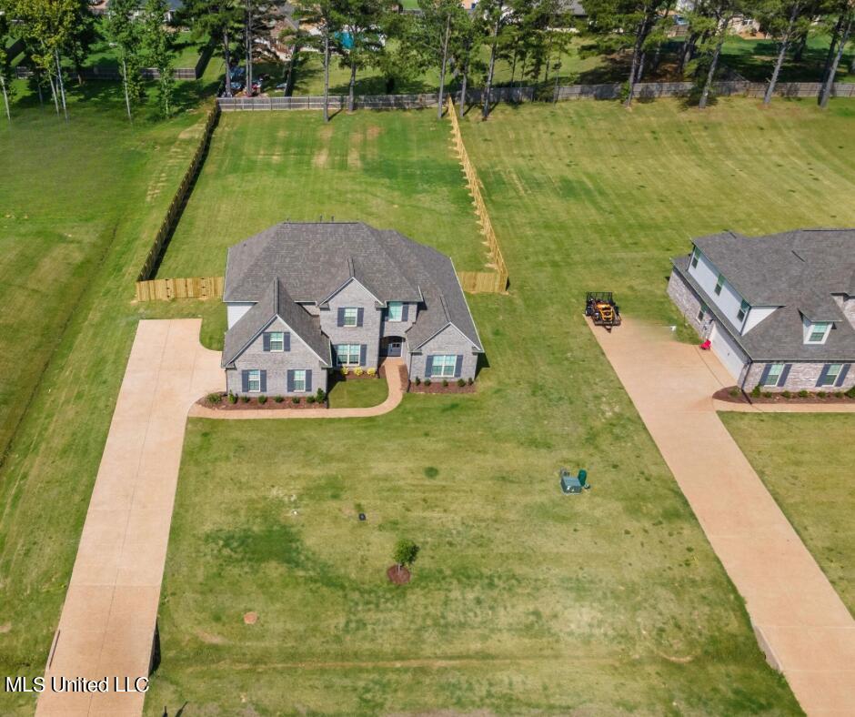 5327 Malone Road North Olive Branch, MS 38654 - Photo 32 of 36 983F8813-3874-4964-A867-F1EBB177CB08