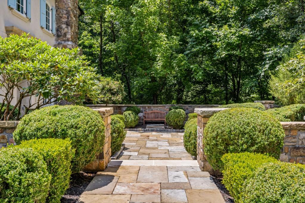 2485 West Wesley Road Northwest Atlanta, GA 30327 - Photo 66 of 84