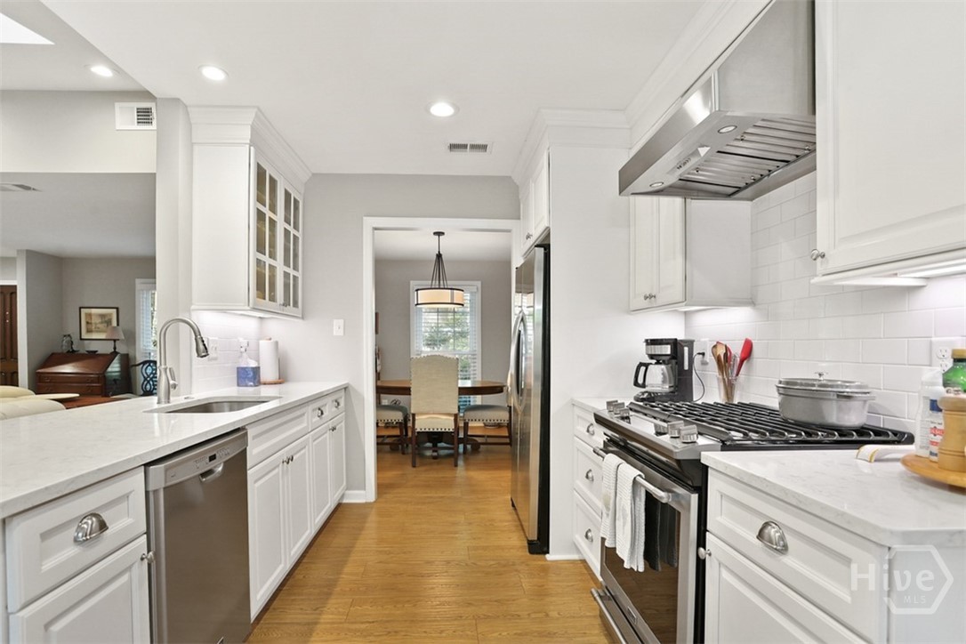 122 Talbot Road Savannah, GA 31410 - Photo 14 of 58