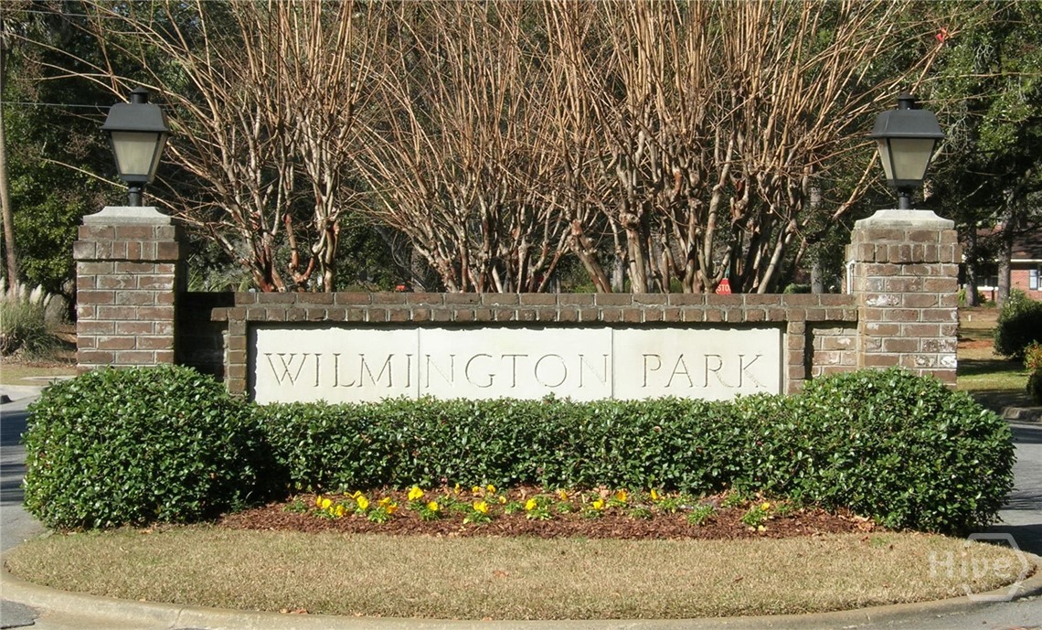 122 Talbot Road Savannah, GA 31410 - Photo 3 of 58