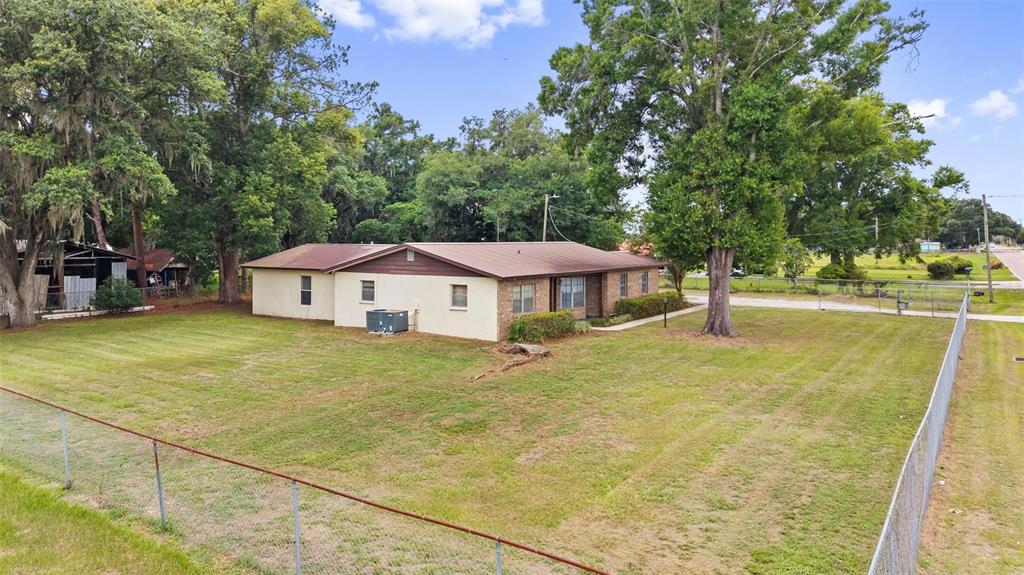 2803 East Trapnell Road Plant City, FL 33566 - Photo 53 of 58