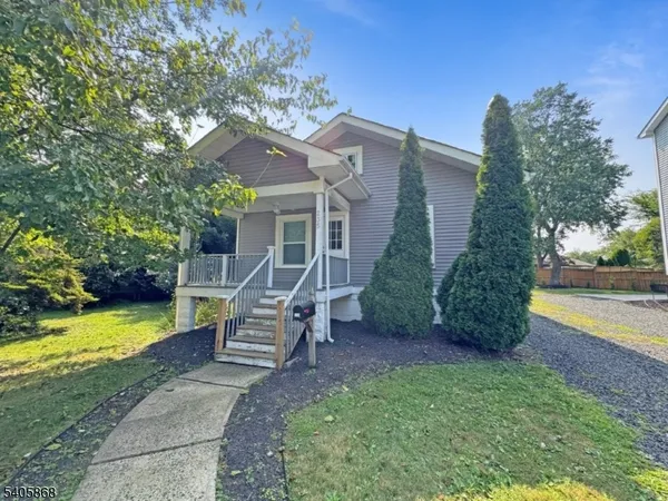 $444,900 | 235 Plainfield Avenue, Berkeley Heights, NJ 07922