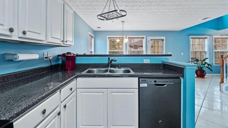 3930 Bogan Mill Road Northeast Buford, GA 30519 - Photo 14 of 27