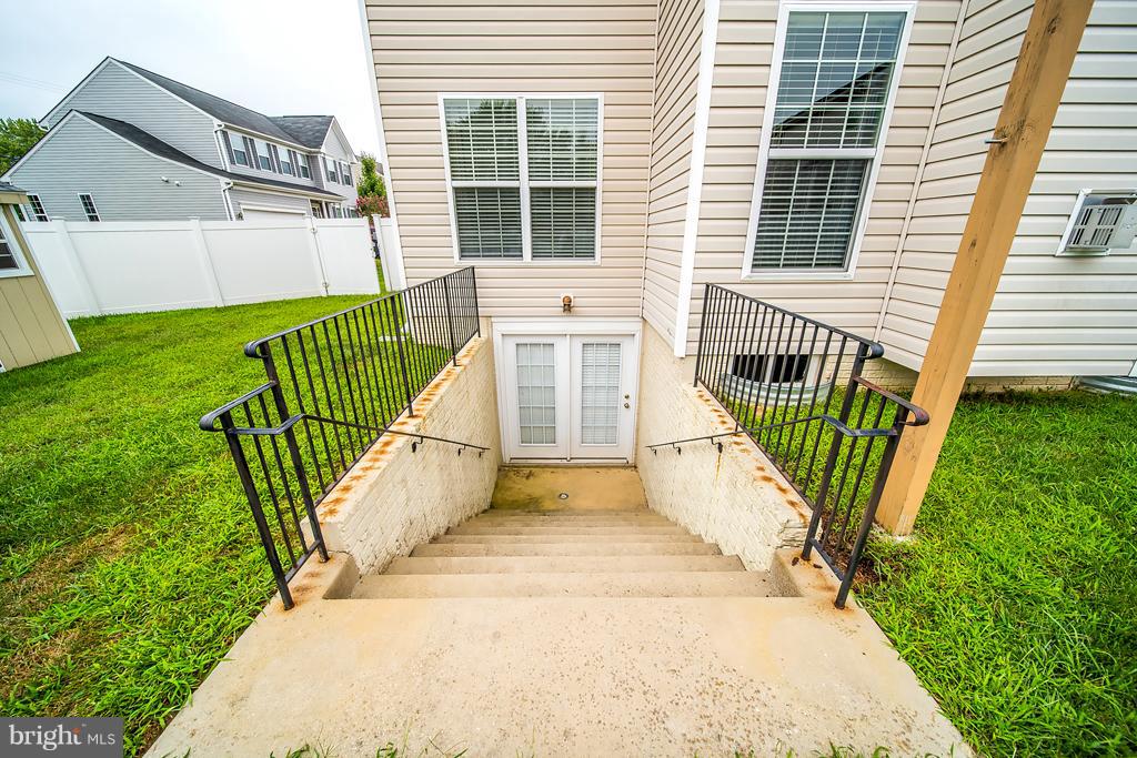 7104 Roddy Court Fort Washington, MD 20744 - Photo 4 of 30 Exterior (General)