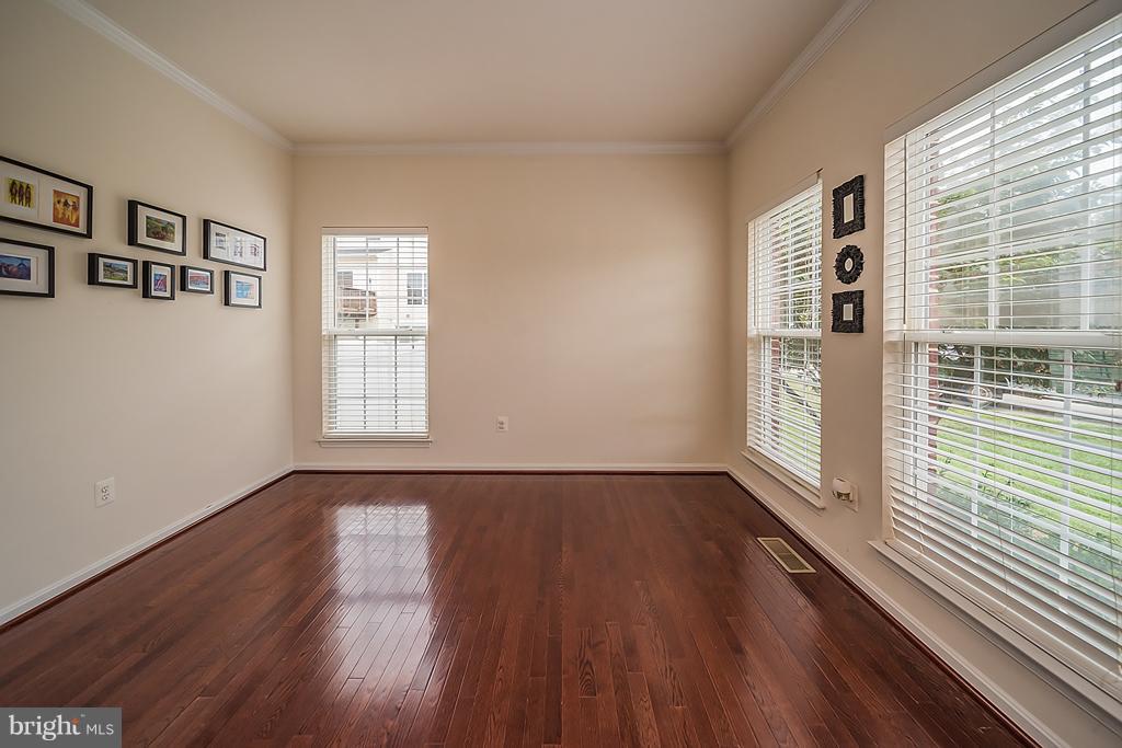 7104 Roddy Court Fort Washington, MD 20744 - Photo 8 of 30 Interior (General)