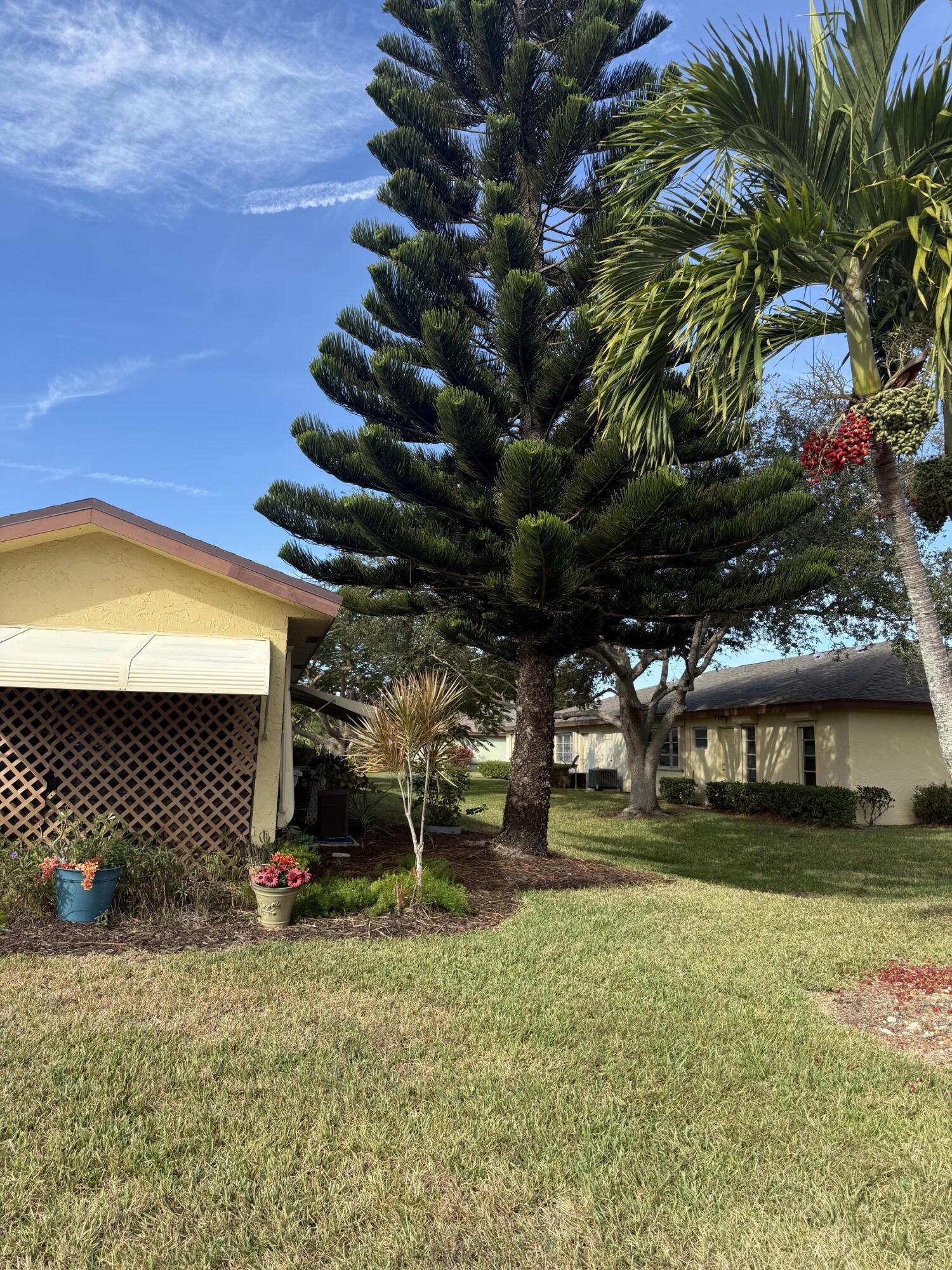 1730 Lakefront Boulevard, Unit D Fort Pierce, FL 34982 - Photo 3 of 14 IMG_3272