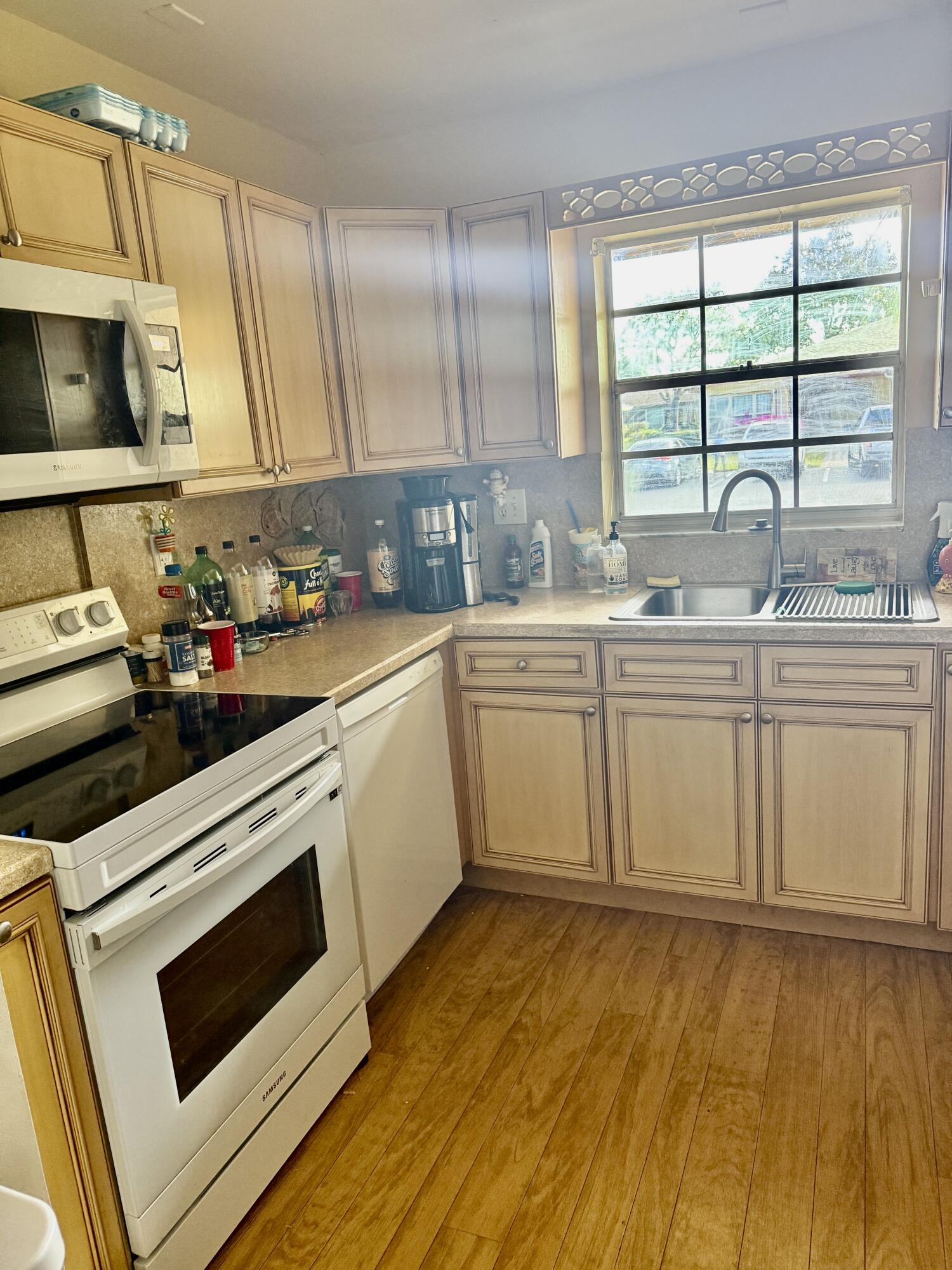1730 Lakefront Boulevard, Unit D Fort Pierce, FL 34982 - Photo 5 of 14 IMG_3265
