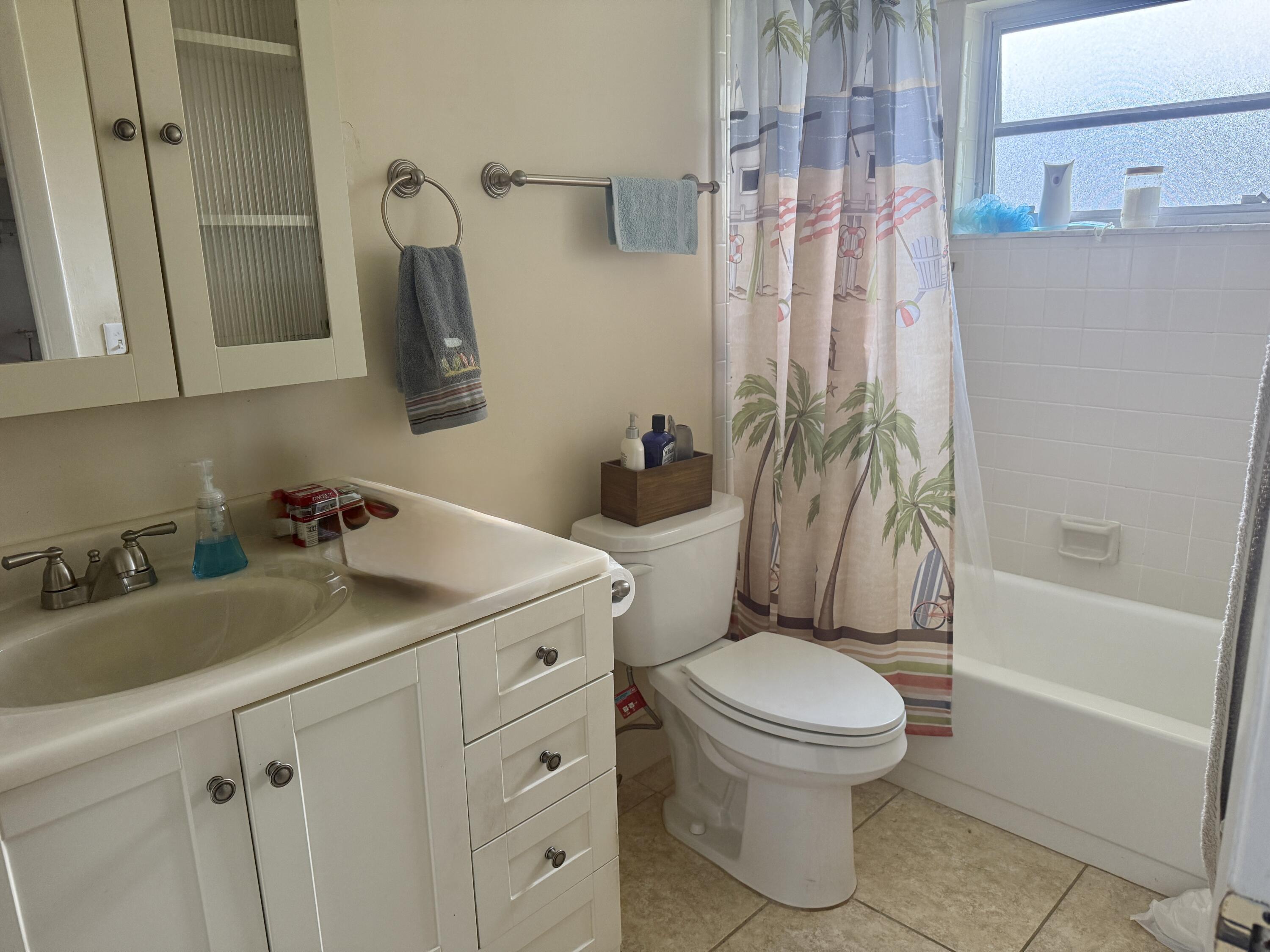 1730 Lakefront Boulevard, Unit D Fort Pierce, FL 34982 - Photo 8 of 14 IMG_3077