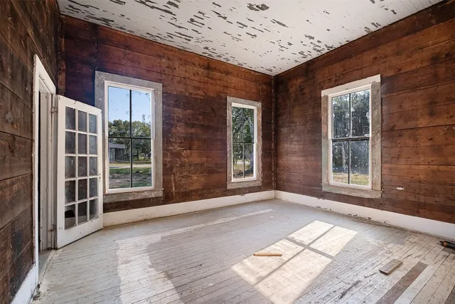 $125,000 | 302 Washington Street, Smithville, TX 78957