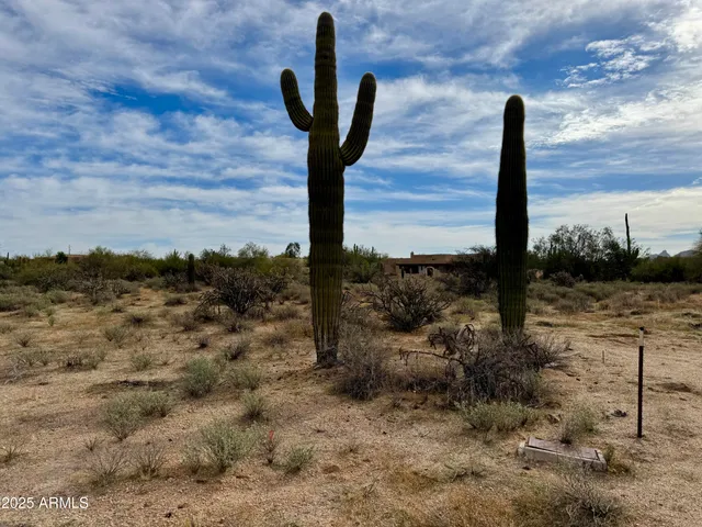 $790,000 | 27211 North 67th Street, Unit B2, Scottsdale, AZ 85266