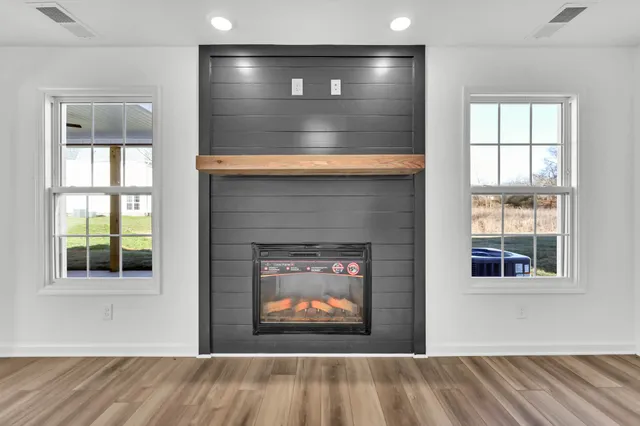 $429,900 | 1607 Peacock Drive, Clarksville, TN 37043