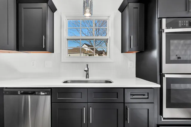 $429,900 | 1607 Peacock Drive, Clarksville, TN 37043