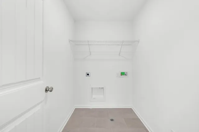 $429,900 | 1607 Peacock Drive, Clarksville, TN 37043