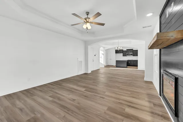 $429,900 | 1607 Peacock Drive, Clarksville, TN 37043