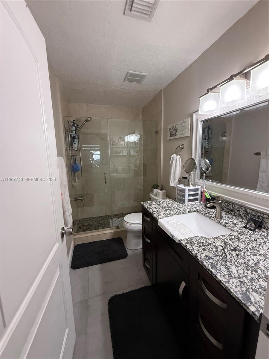1312 Southwest 135th Place Miami, FL 33184 - Photo 8 of 14