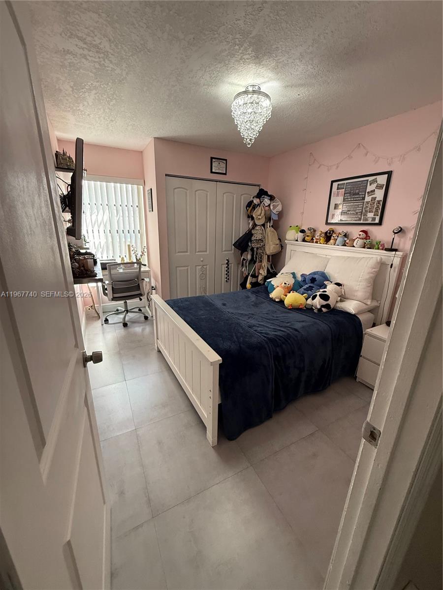 1312 Southwest 135th Place Miami, FL 33184 - Photo 10 of 14