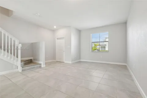 $389,900 | 28625 Southwest 132nd Court, Homestead, FL 33033