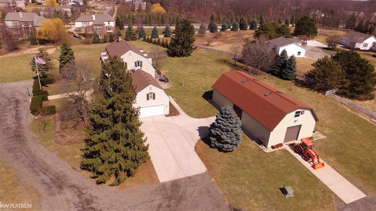 5775 Brewster Road Rochester, MI 48306 - Photo 50 of 53 31315527-49.JPG