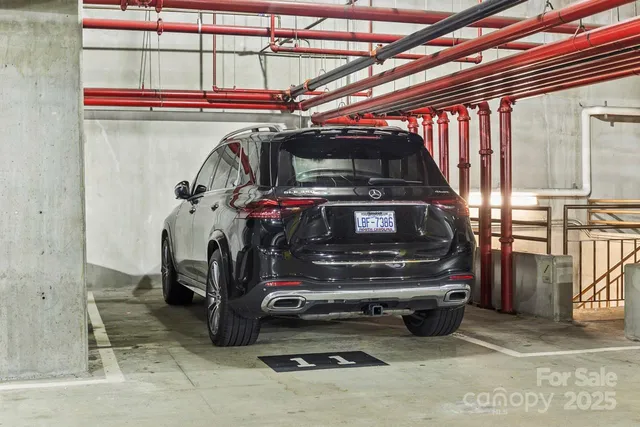 $1,975,000 | 435 South Tryon Street, Unit 901, Charlotte, NC 28202