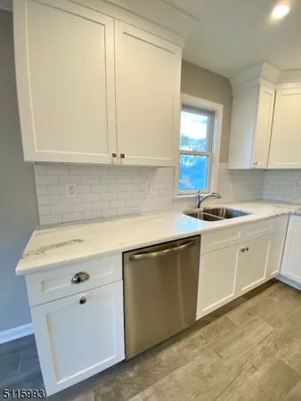 $3,400 | 212 North 16th Street, Kenilworth, NJ 07033