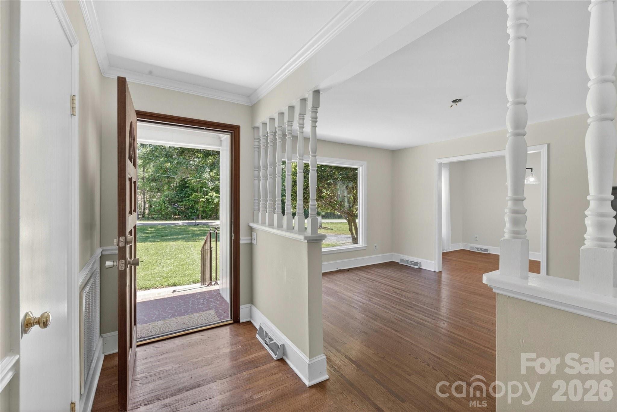 2645 Walker Road Matthews, NC 28105 - Photo 4 of 41