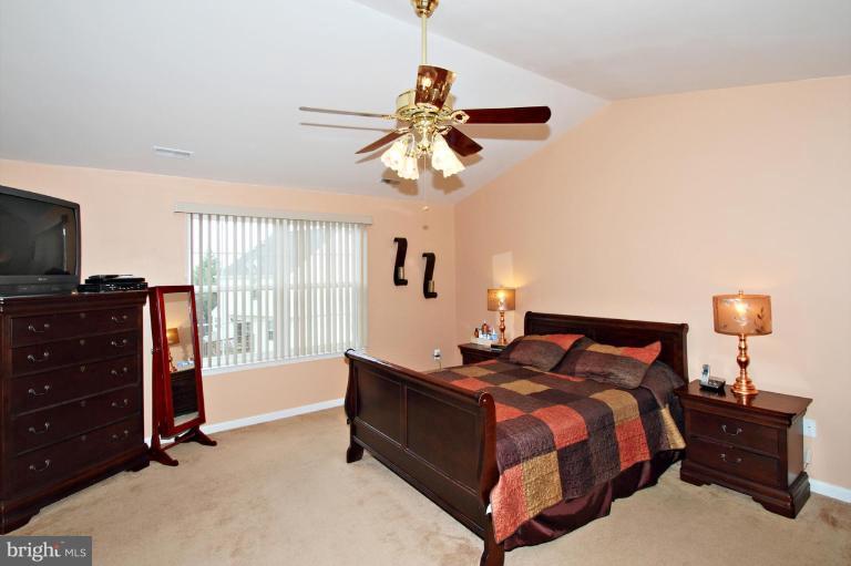 4638 Old Court Road Pikesville, MD 21208 - Photo 7 of 22 Bedroom (Master)