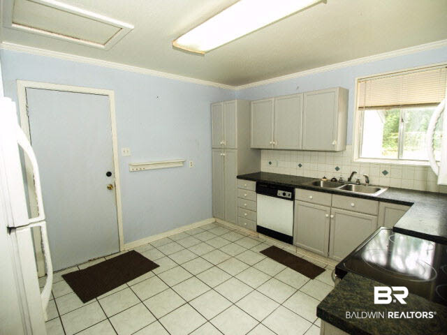 4051 North Gaylark Road Mobile, AL 36609 - Photo 5 of 11