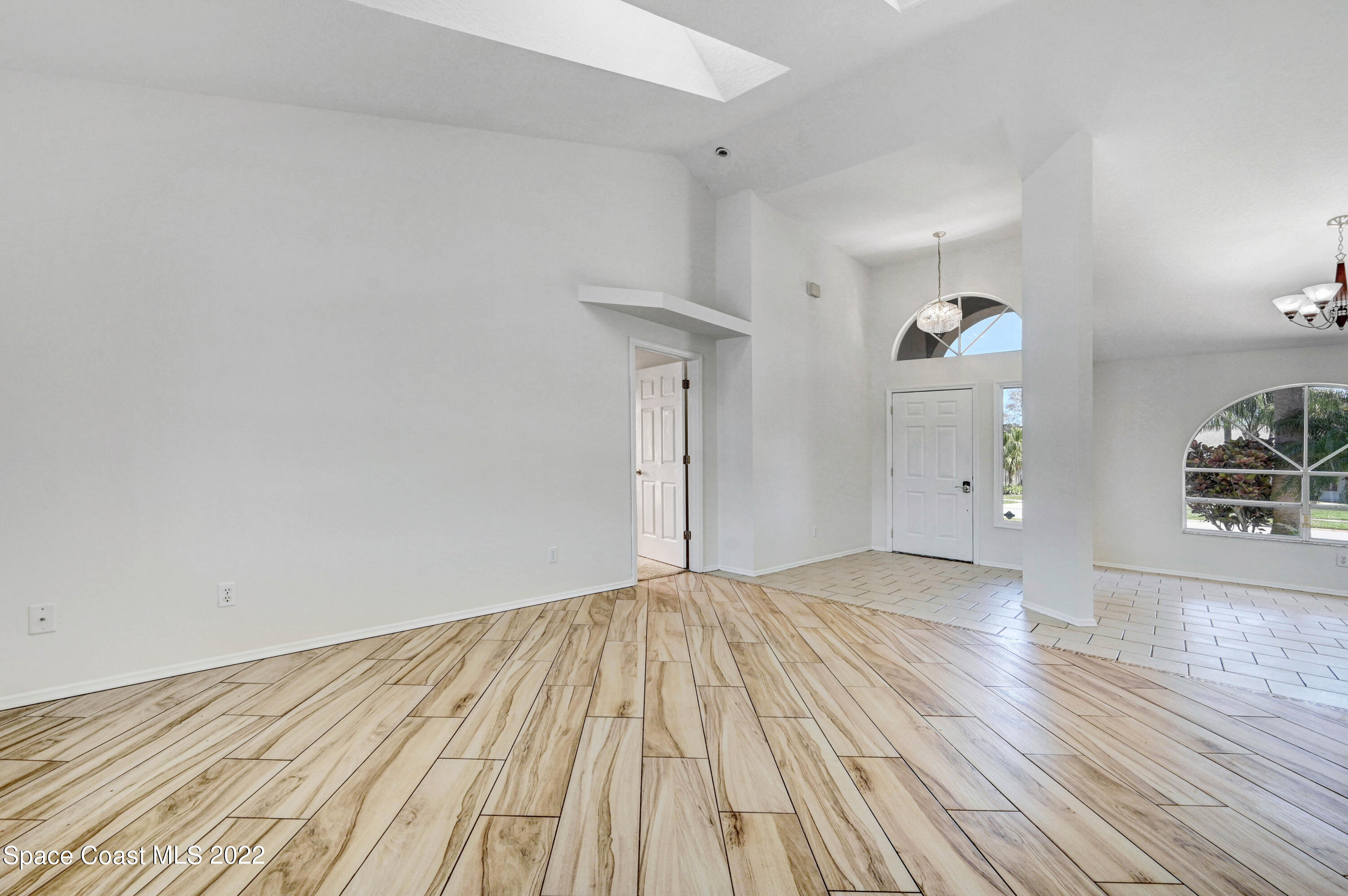 930 Turtle Pond Way Melbourne, FL 32940 - Photo 11 of 56 Entry/Dining Room