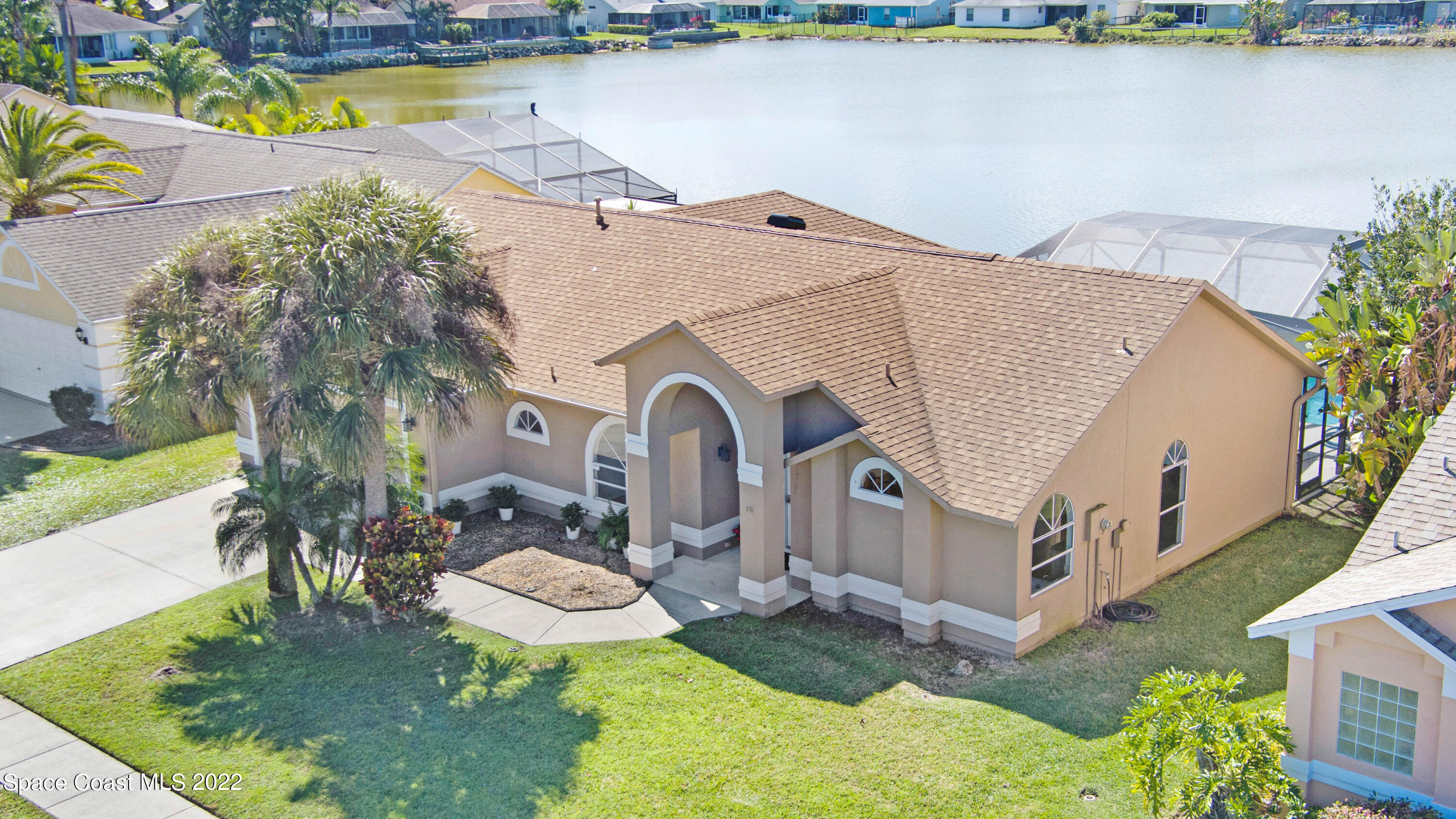 930 Turtle Pond Way Melbourne, FL 32940 - Photo 3 of 56 Side View