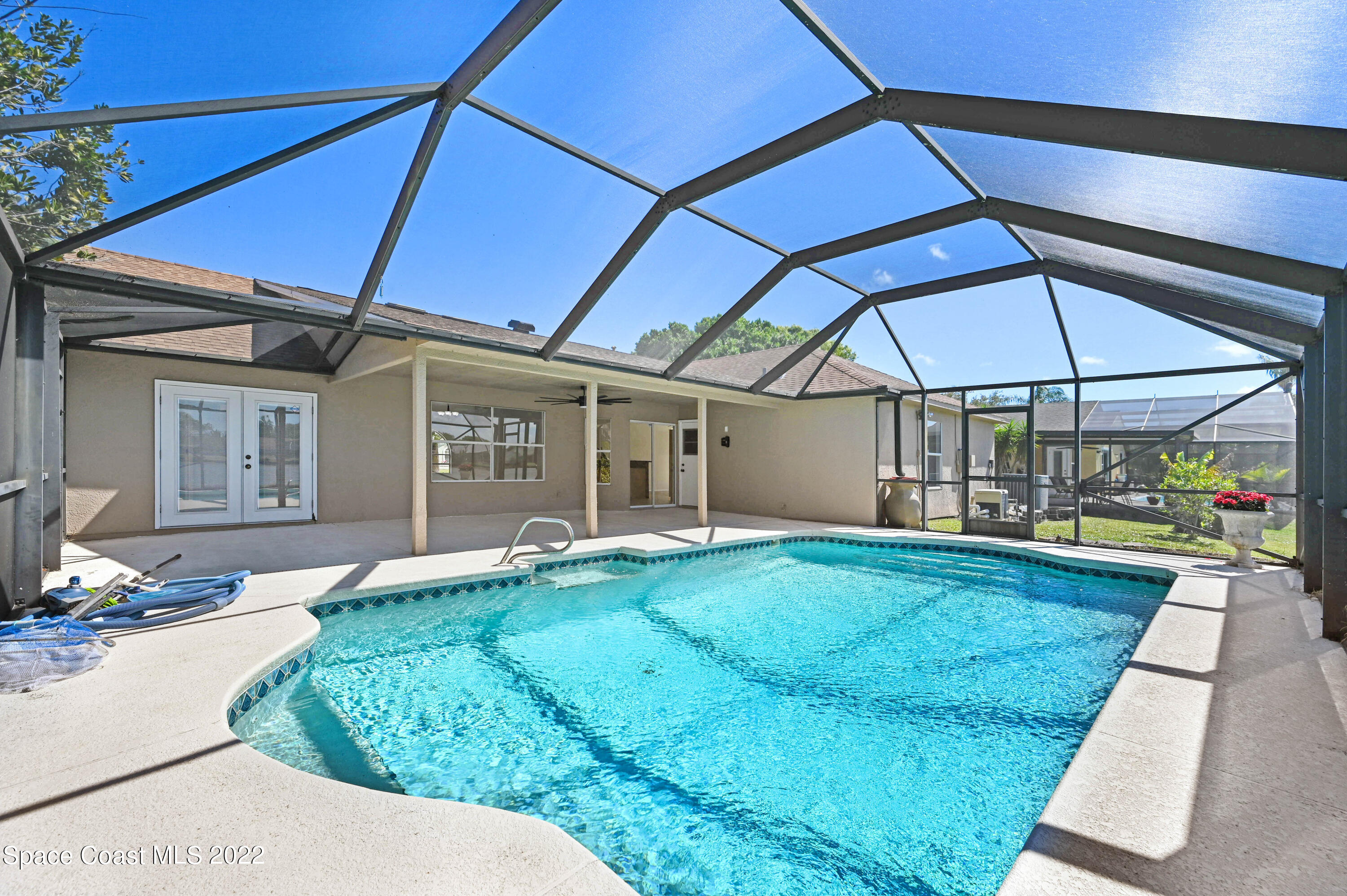 930 Turtle Pond Way Melbourne, FL 32940 - Photo 4 of 56 Heated Salt Water Pool
