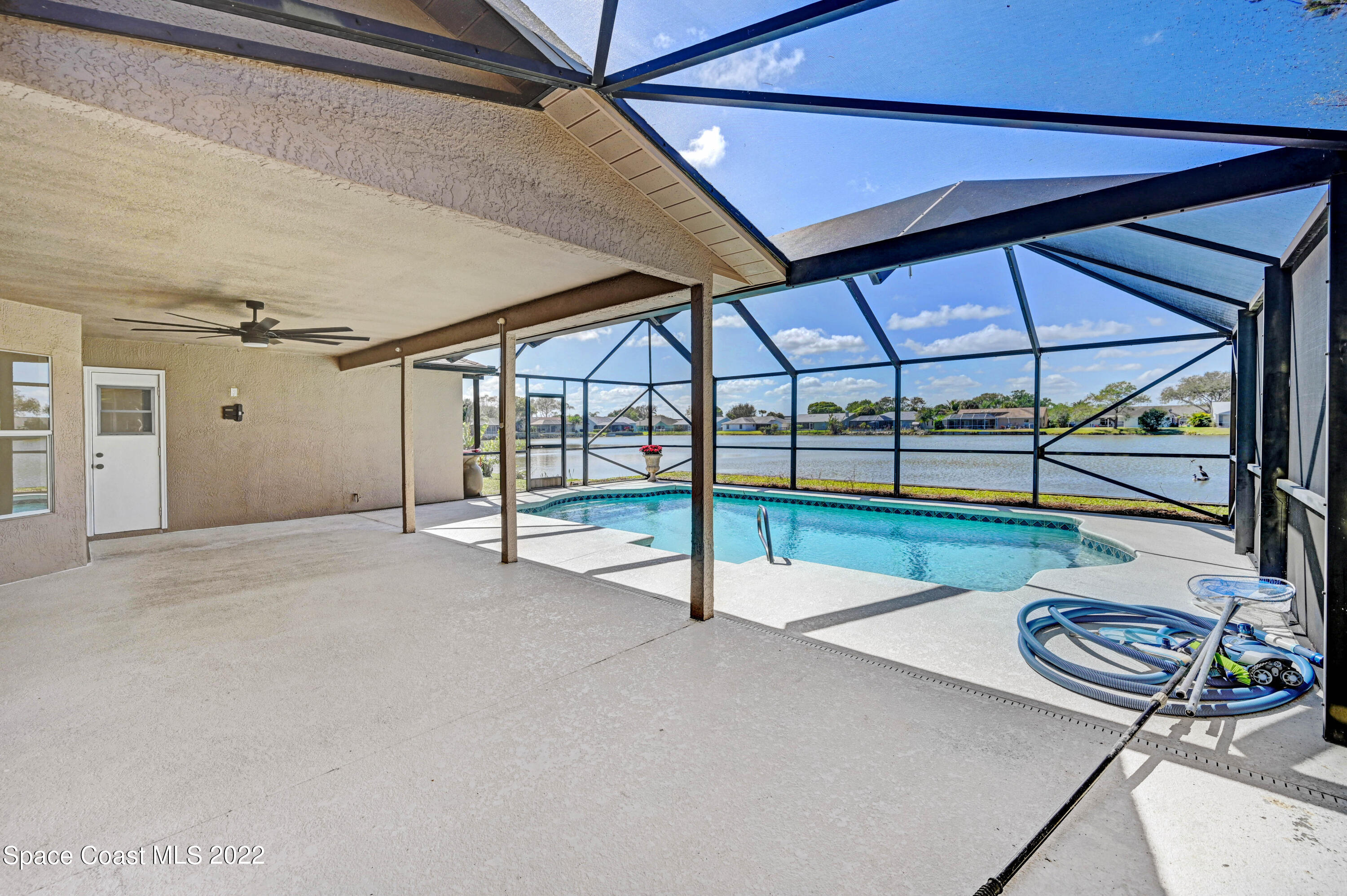 930 Turtle Pond Way Melbourne, FL 32940 - Photo 41 of 56 a view of a indoor swimming pool